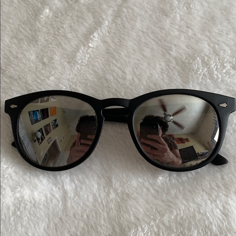 Urban outfitters Sunglasses!!